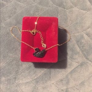 Black swan necklace